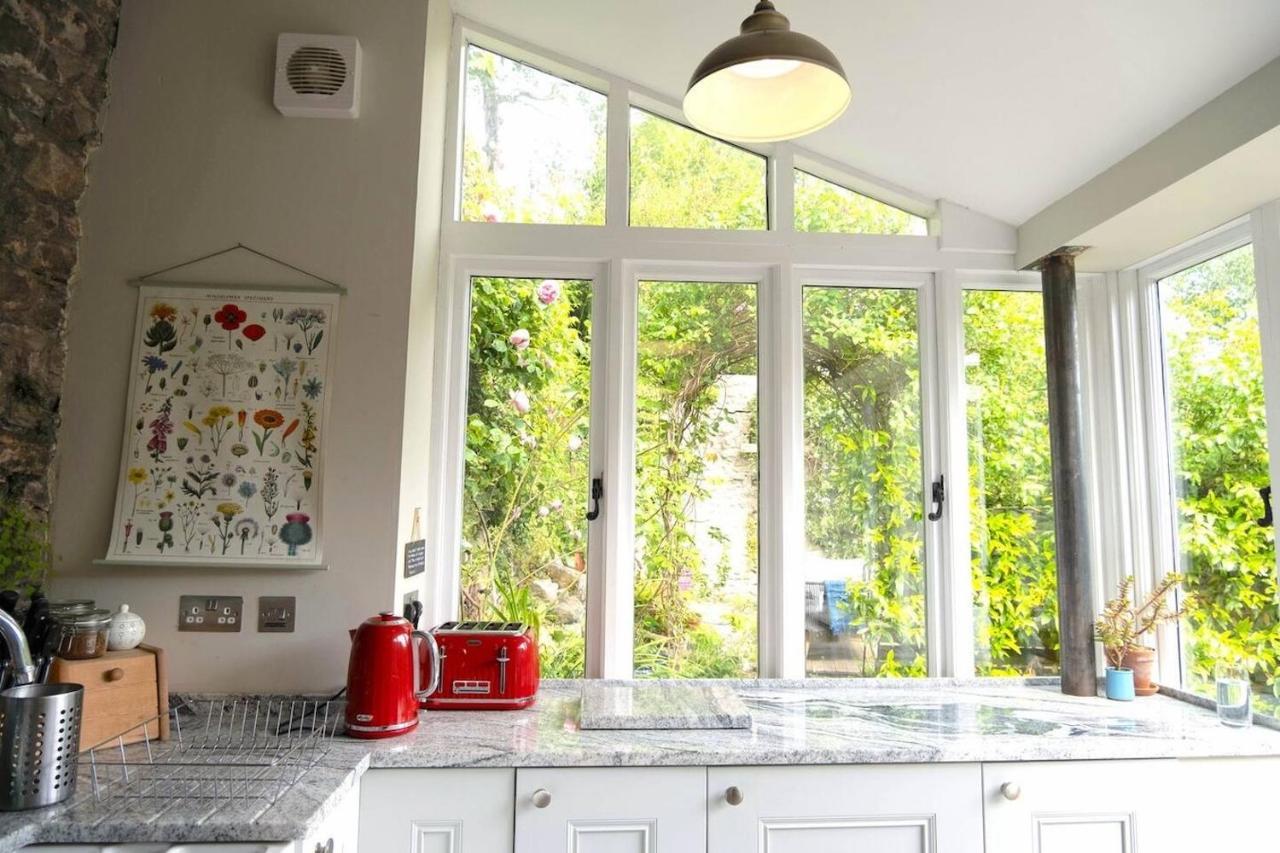 Lovely Property In The Heart Of Somerset, Sleeps 9 Shepton Mallet Dış mekan fotoğraf