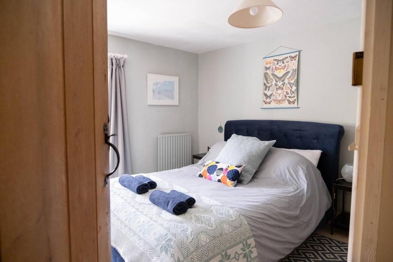 Lovely Property In The Heart Of Somerset, Sleeps 9 Shepton Mallet Dış mekan fotoğraf